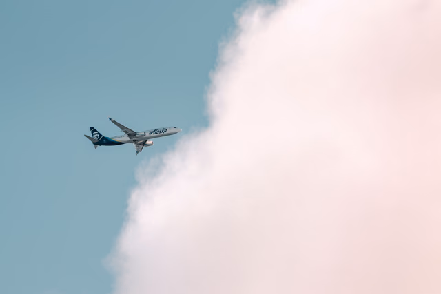 Alaska Airlines Visa Signature Review: Is the $95 Fee Worth It in 2026?