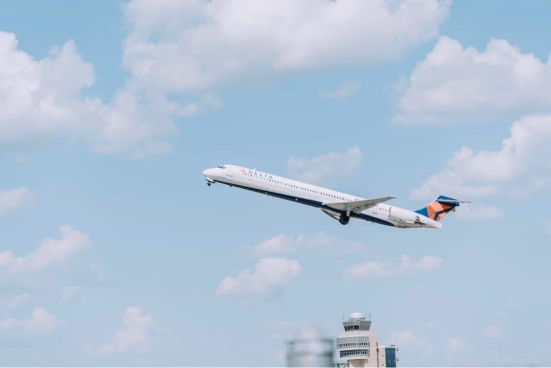 A Complete Guide To Delta SkyMiles Loyalty Program – 2022