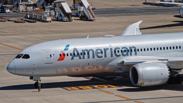 American Airlines Loyalty Points Bonus Promos: When to Chase Them for AAdvantage Status