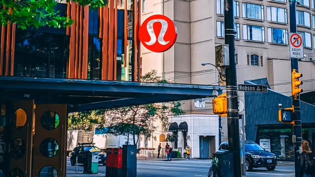 Amex Platinum Lululemon Credit 2026: How It Works, When It Posts, and How to Use It