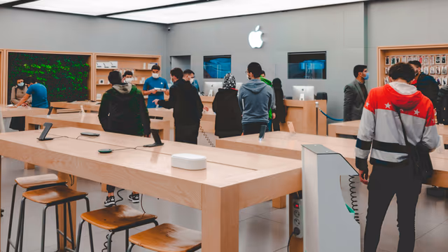 Apple Ecosystem Travel Strategy: Maximizing Points Across All Your Devices