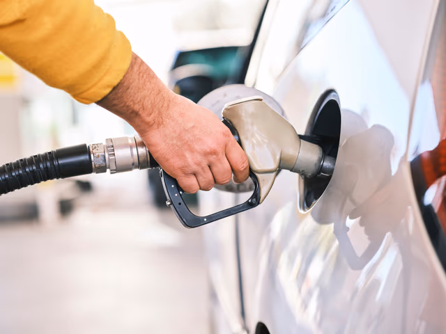 The Best Apps And Gadgets To Help You Save Gas