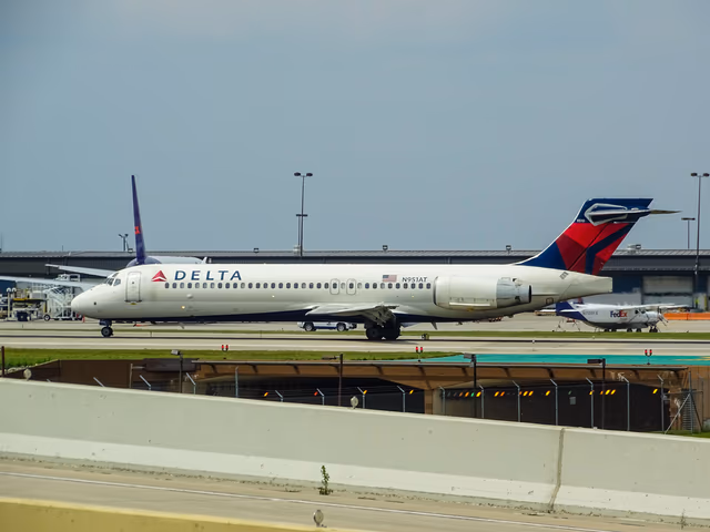 Best Delta SkyMiles Credit Cards in 2026: Gold, Platinum, or Reserve?