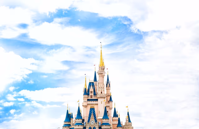 Best Hotels Near Disney Springs in 2026: Points Sweet Spots and Cash Picks