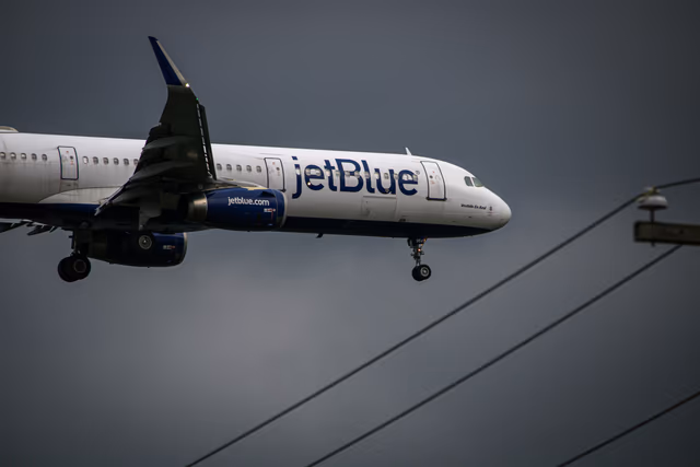 Can I Use JetBlue Travel Bank Credit On American Airlines?