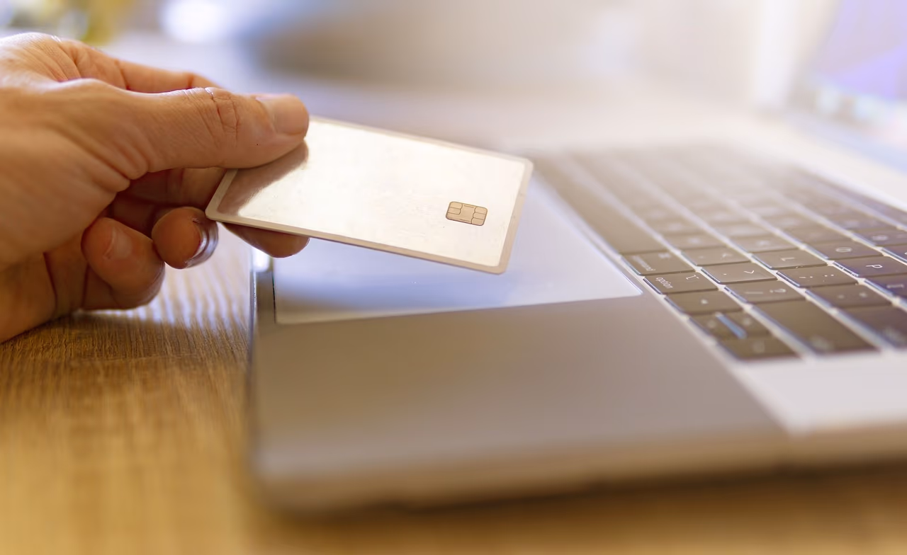 Capital One Vs Chase Credit Cards - Which One Is Best?