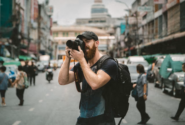 Capture Stunning Travel Photos: Expert Tips