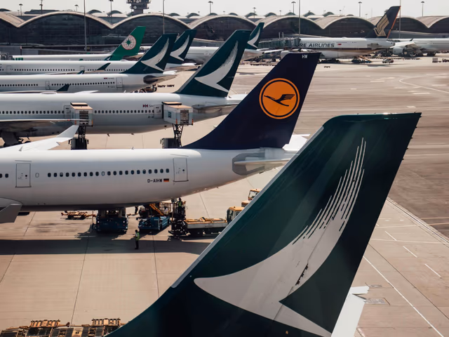 Cathay Airlines vs. Competitors: What Sets Them Apart?