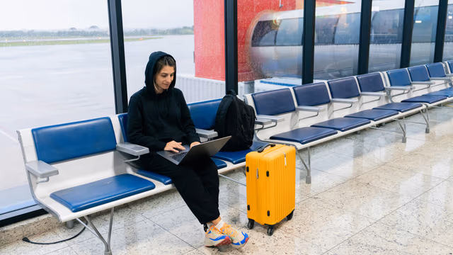 Chase United Explorer Card Review: Is Free Checked Bags Worth the $95 Fee in 2026?