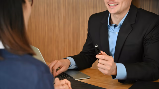 How to Build Business Credit in 2026: The 7-Step Trade-Credit Playbook for Protecting Personal Assets