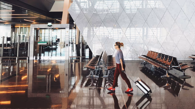 Credit Card Portal vs. Transfer Partners: When Each Option Maximizes Your Points