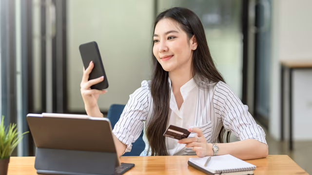 Do Business Credit Cards Affect Your Personal Credit Score?