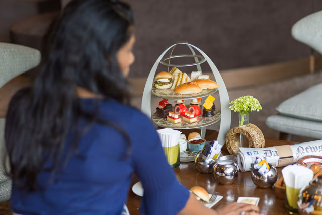 Earn Up to 3,000 Bonus Delta SkyMiles with Hilton Stays!