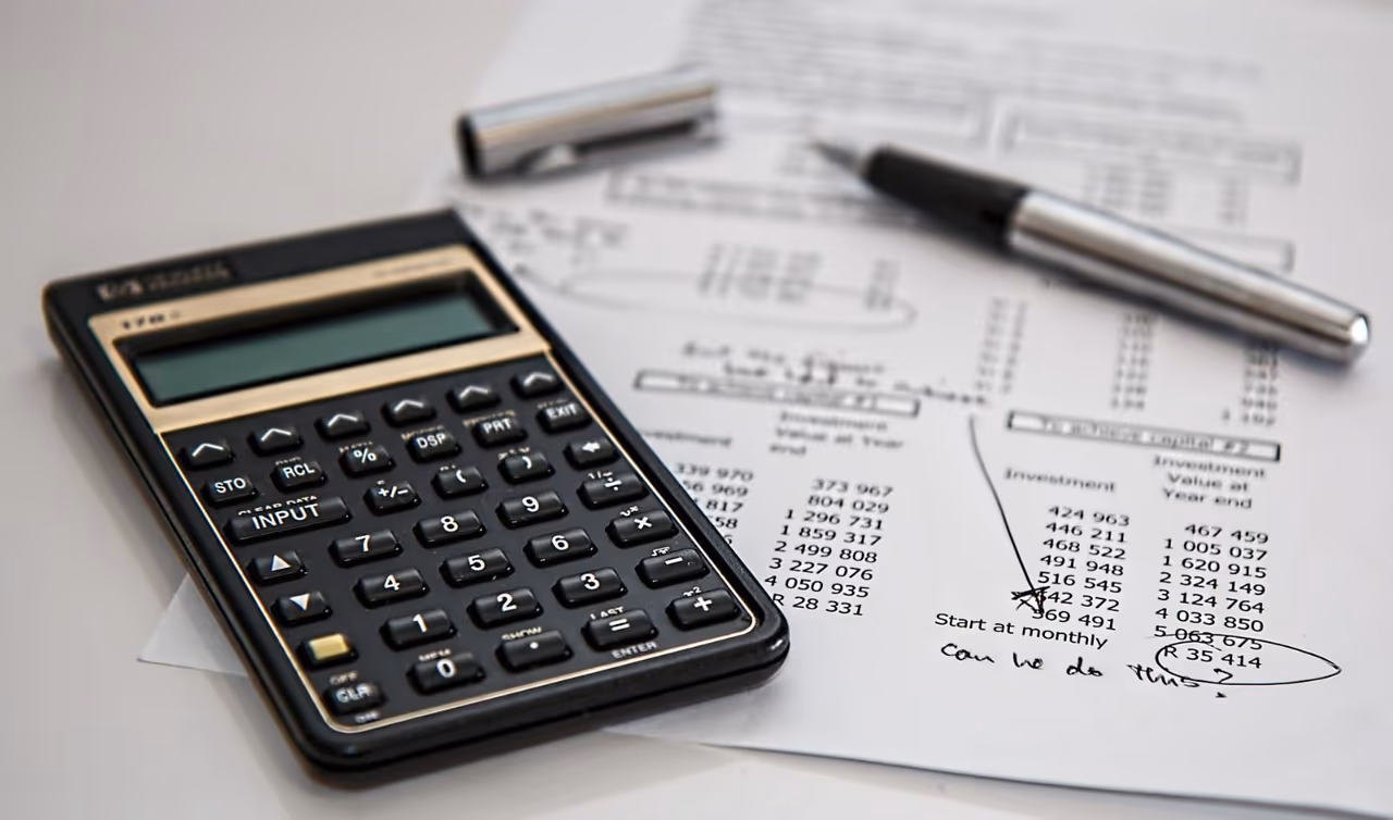 FICO Scores vs Credit Scores: What Travel Card Applicants Need to Know