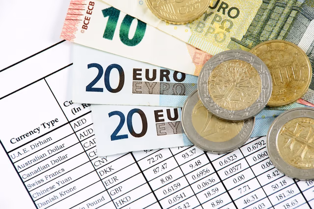 Best Exchange Rate for International Travel: The Dual-Card Strategy That Saves 5-10%