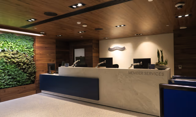 Every LAX Lounge Ranked in 2026: Qantas First Through Priority Pass (And the New Chase Sapphire Lounge)