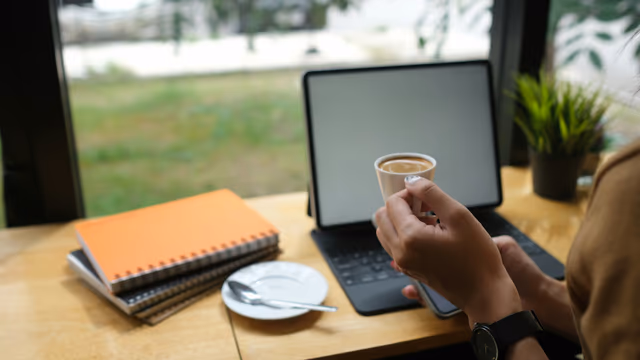 No Annual Fee Credit Card Strategy: Build a Wallet Without Paying Yearly Fees
