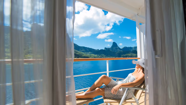 Paul Gauguin Cruises Review (2026): The 330-Passenger Ship That Owns French Polynesia