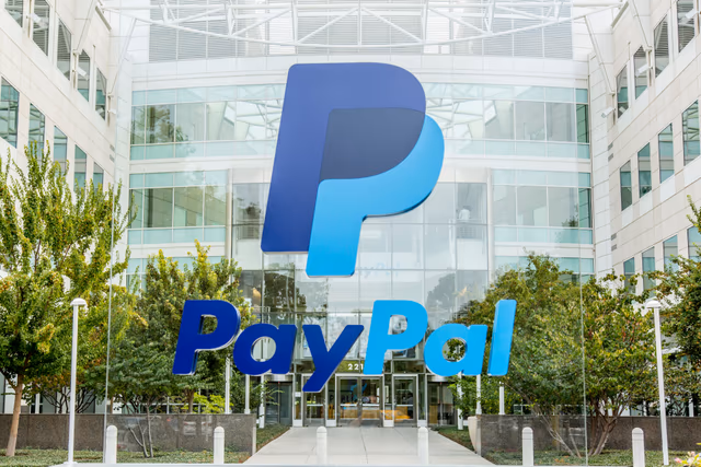 PayPal's 2022 Misinformation Policy Reversal: What the Incident Taught Fintech Users