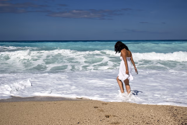 Best Starter Travel Credit Cards for 2026: A Five-Card Lineup for First-Timers