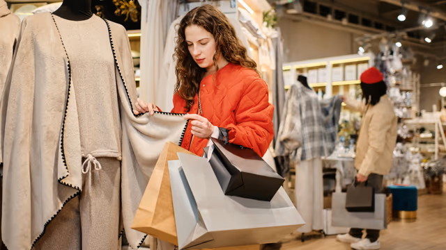 Store Credit Cards for Building Credit: Do They Actually Work?