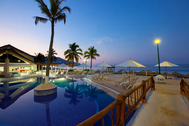 Are Timeshares Worth It? A Cards-and-Points Comparison