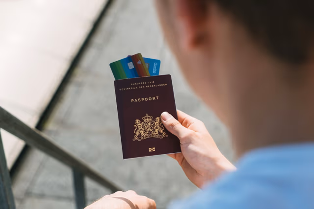 Best Travel Credit Cards With Annual Statement Credits in 2026