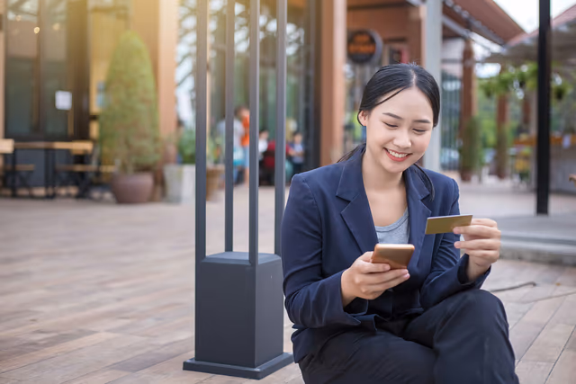 Travel Credit Cards 101: A 2026 Beginner's Guide to Earning and Redeeming