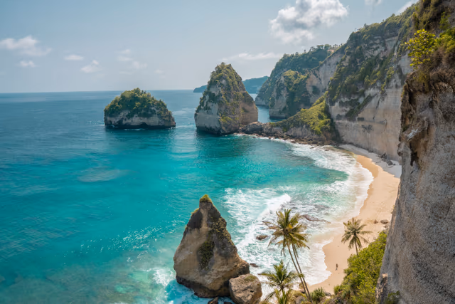 Top 10 Travel Destinations To Explore With Thrifty Traveler