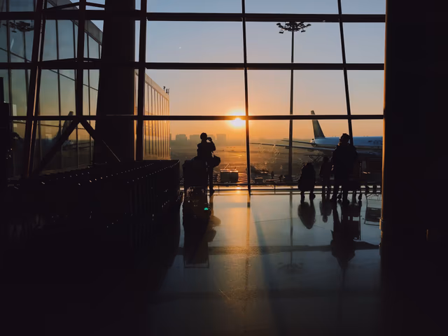 Understanding Airline Flight Delay & Cancellation Policies