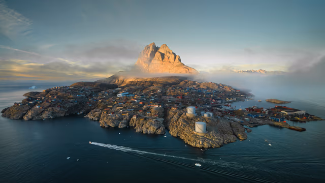 United Newark to Nuuk: How to Fly to Greenland with MileagePlus Points in 2026