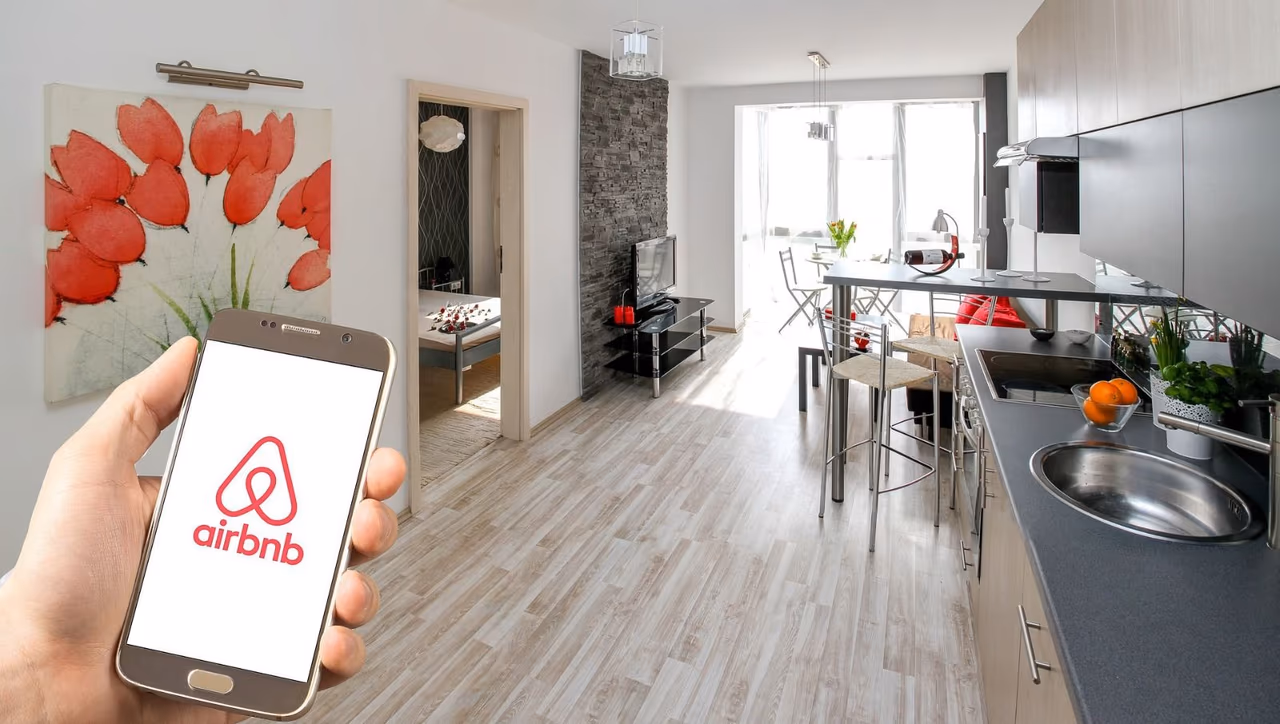 What You Should Know About The New Airbnb Safety Feature?