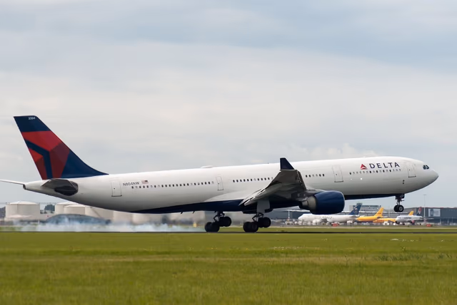 Delta SkyMiles Platinum Amex Review: Worth $350 in 2026?