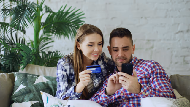 Why You Should Use a Credit Card for Every Purchase (Not Debit or Cash)