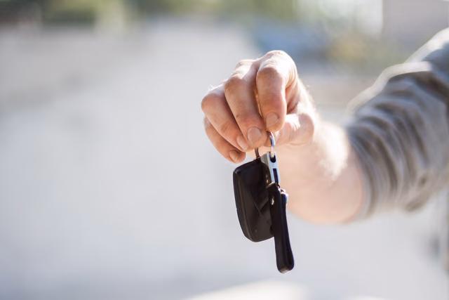 Amex Offer for Hertz: Spend $350, Get $75 Back at Corporate-Owned U.S. Locations
