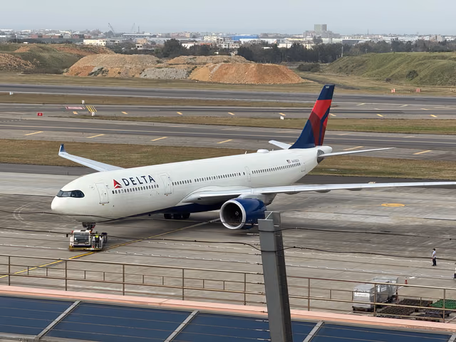 Delta One Award Flash Sale: Business Class Starting at 115,000 SkyMiles One Way, Book by October 29
