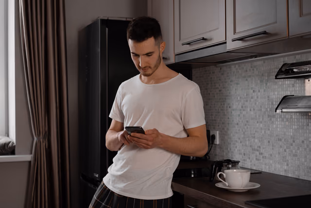 Credit Karma Money Spend Review: Free Checking with Early Direct Deposit