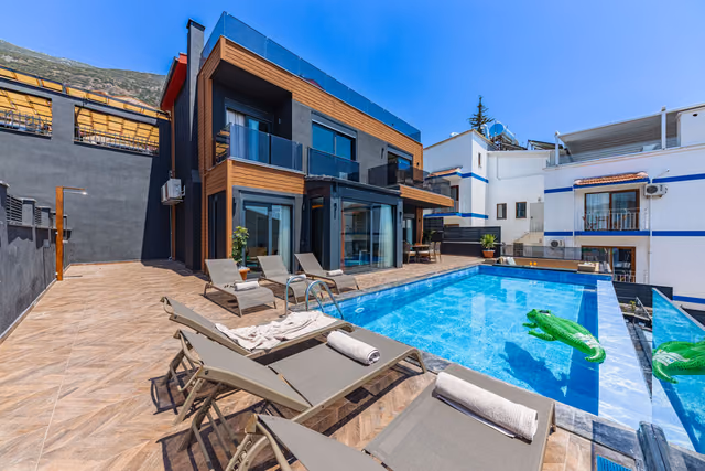 Marriott Homes & Villas Elite Offer: 3,000 Bonus Points a Night, Up to 12,000, Book by November 13